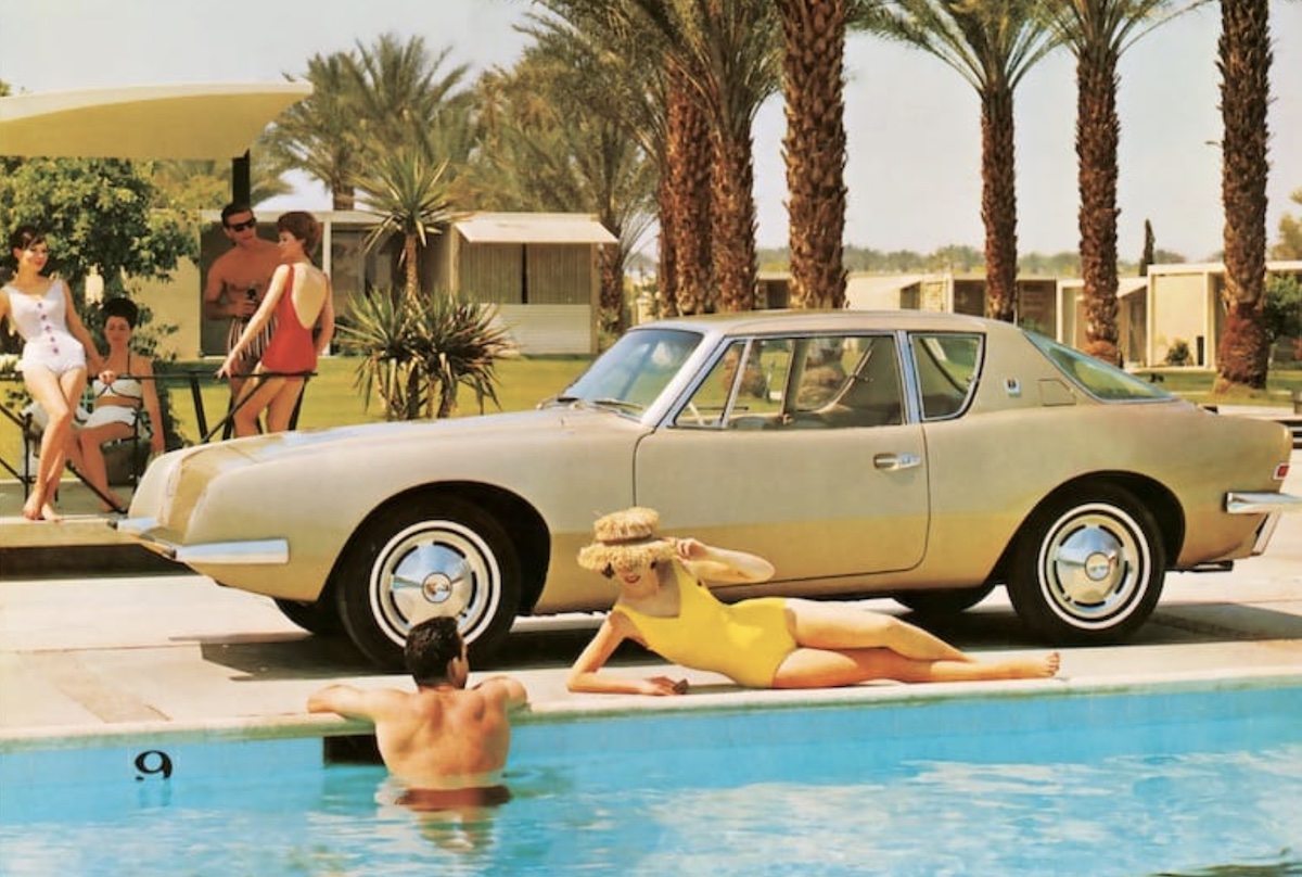 Studebaker Avanti Palm Springs