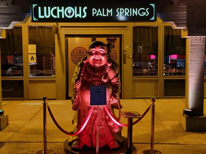 Luchows Entrance